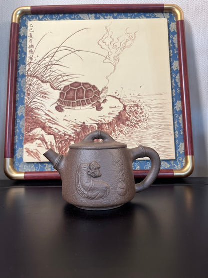 容量：200cc

泥料：乌金砂