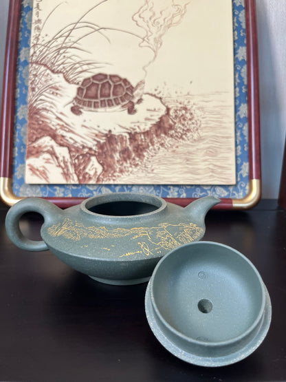 容量：330cc
泥料：雪花绿泥