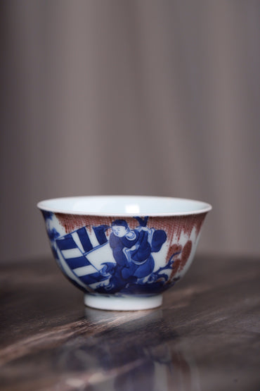 品牌：璟色堂
名称：青花釉里红西厢夜会闲庭杯
口径：8.5高6
容量：120cc