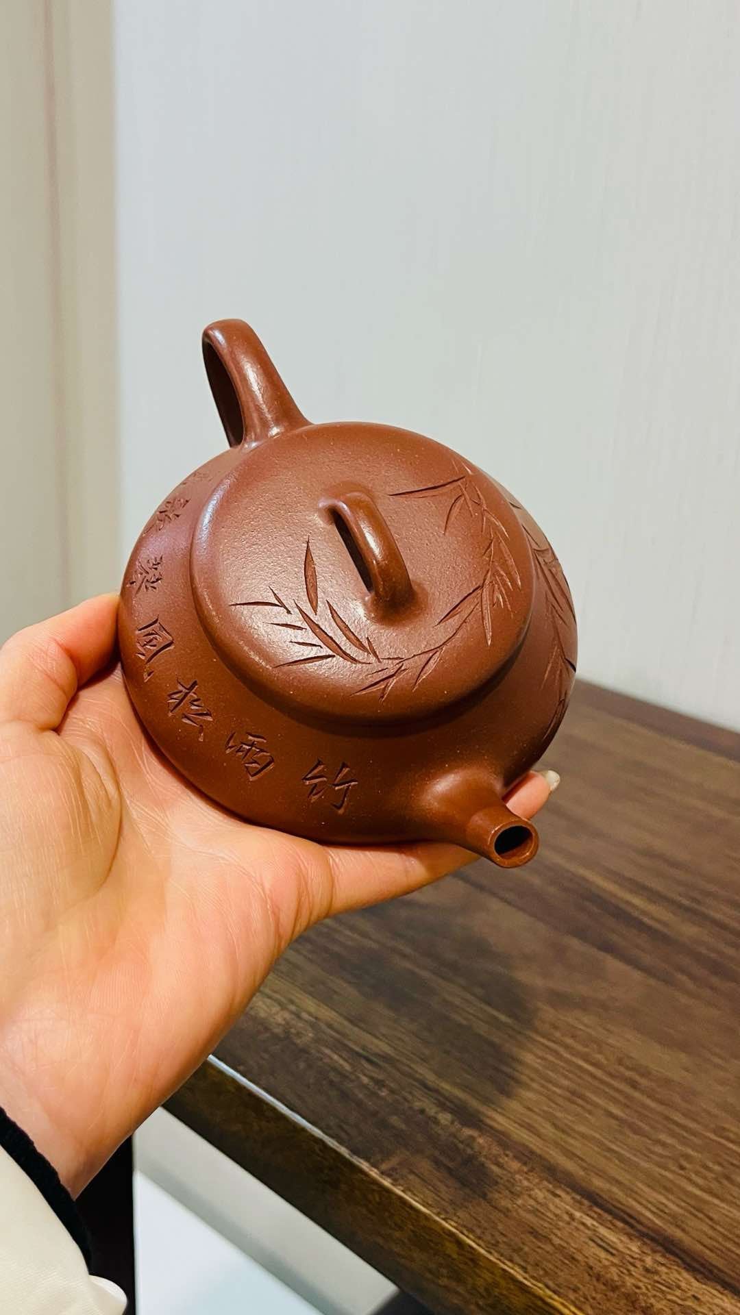 三足亦瓢红皮龙·230cc