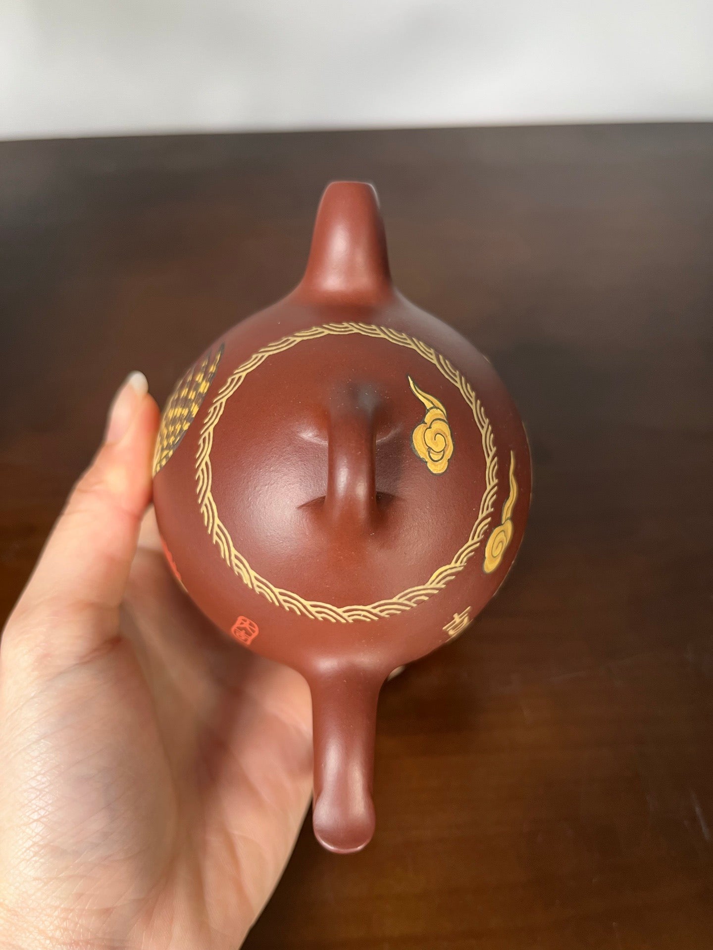 泥料：紫泥

容量：250