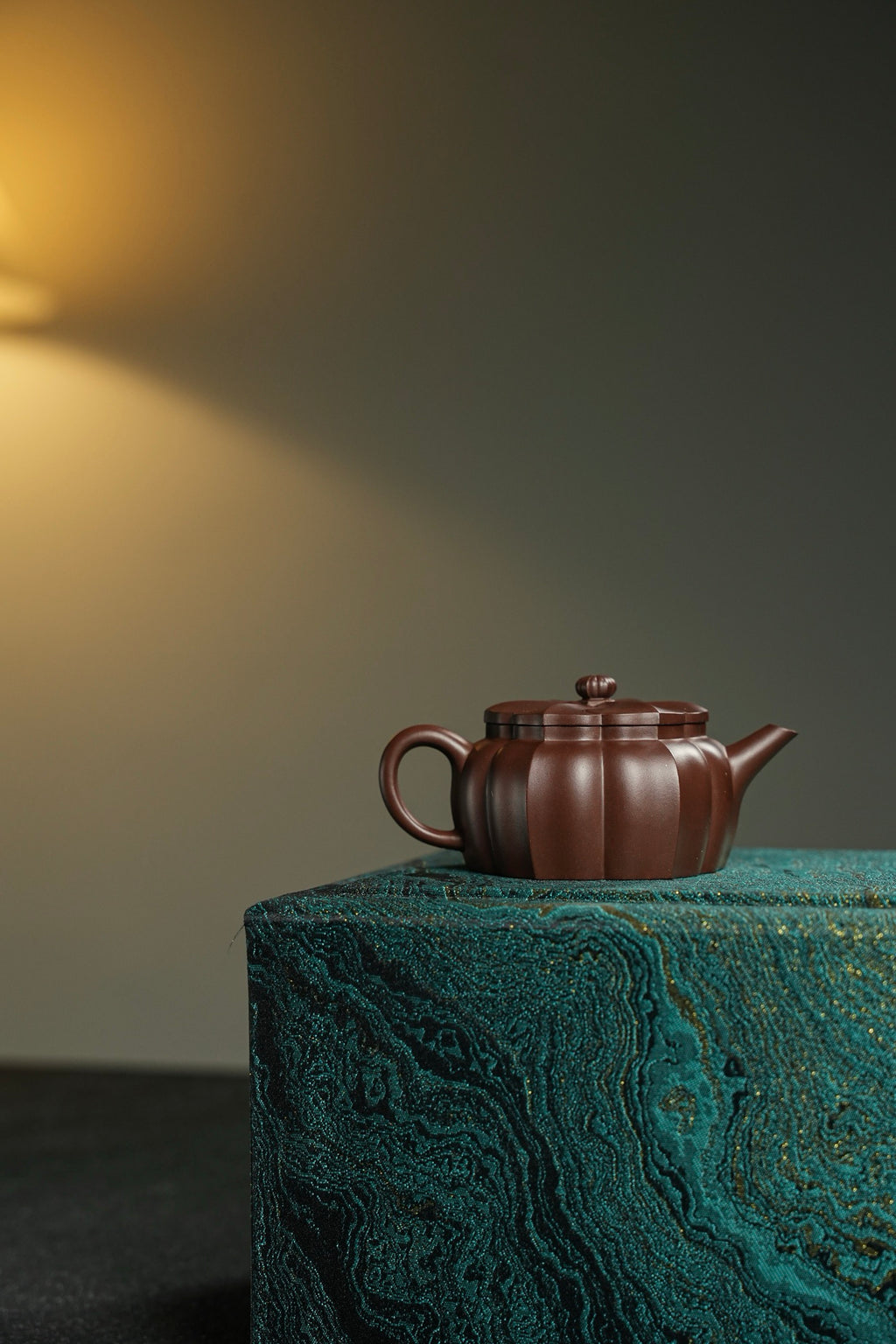 鸣远菱花140cc老紫泥料