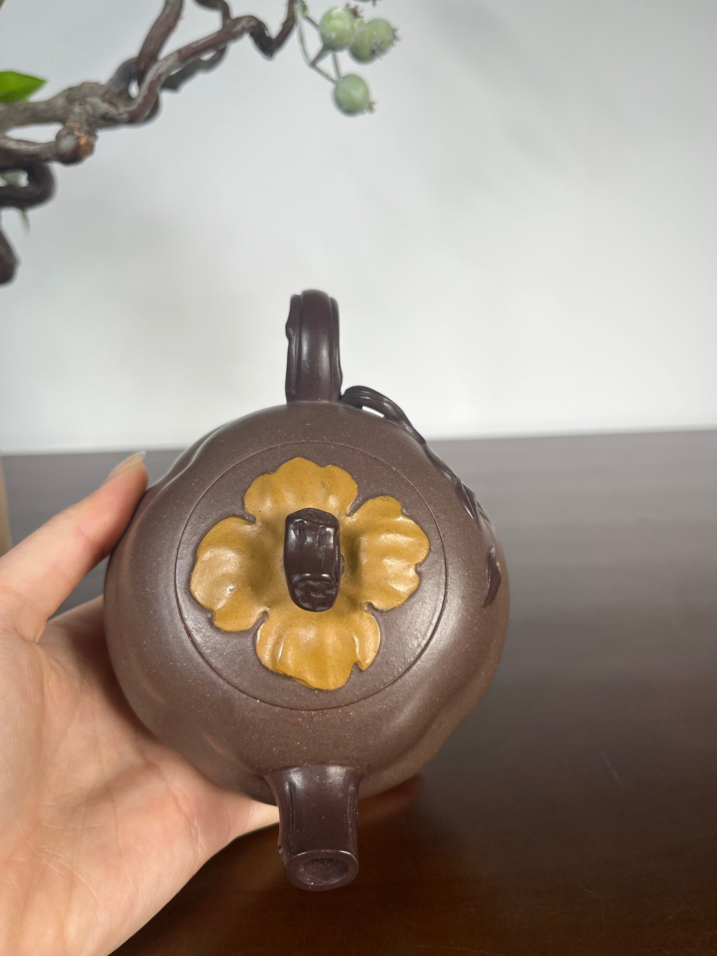 泥料：稀有沉香泥

容量：320cc