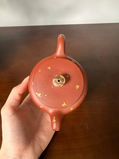 泥料：朱泥

容量：270