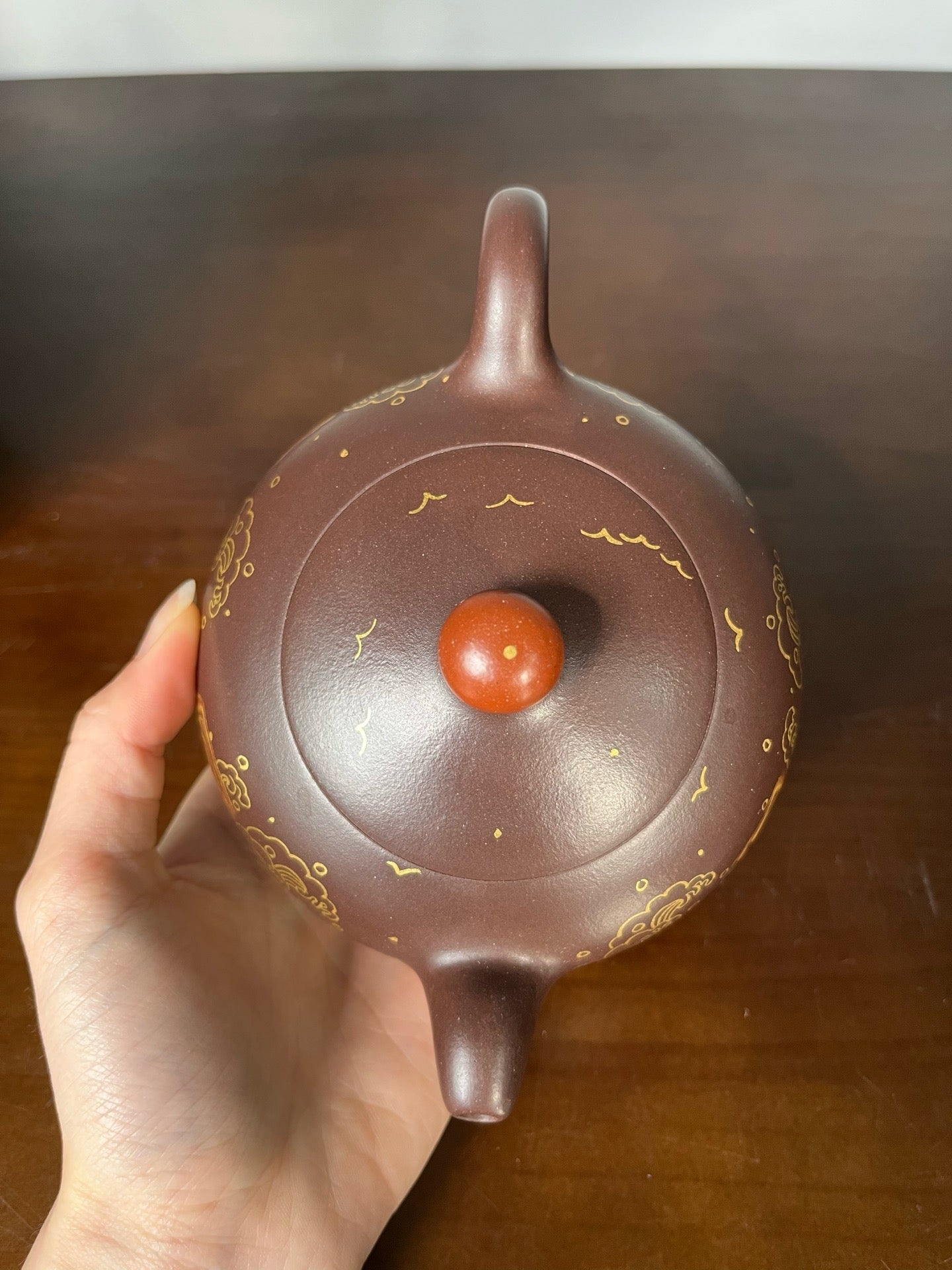 泥料：紫泥

容量：300