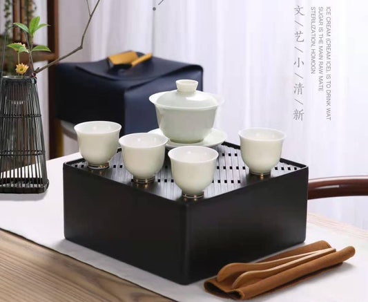 影雕一鹿平安盖碗套组