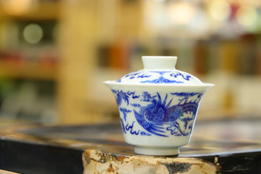 双龙双才盖碗
口径：9cm
高：6cm