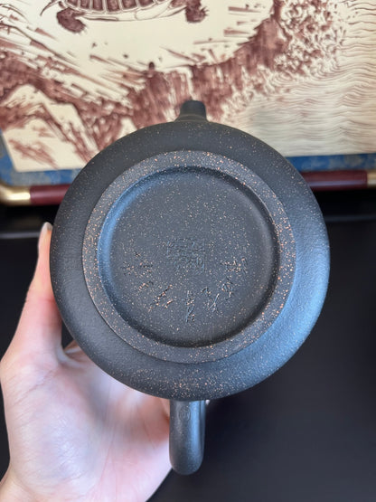容量：300cc

泥料：烏金砂