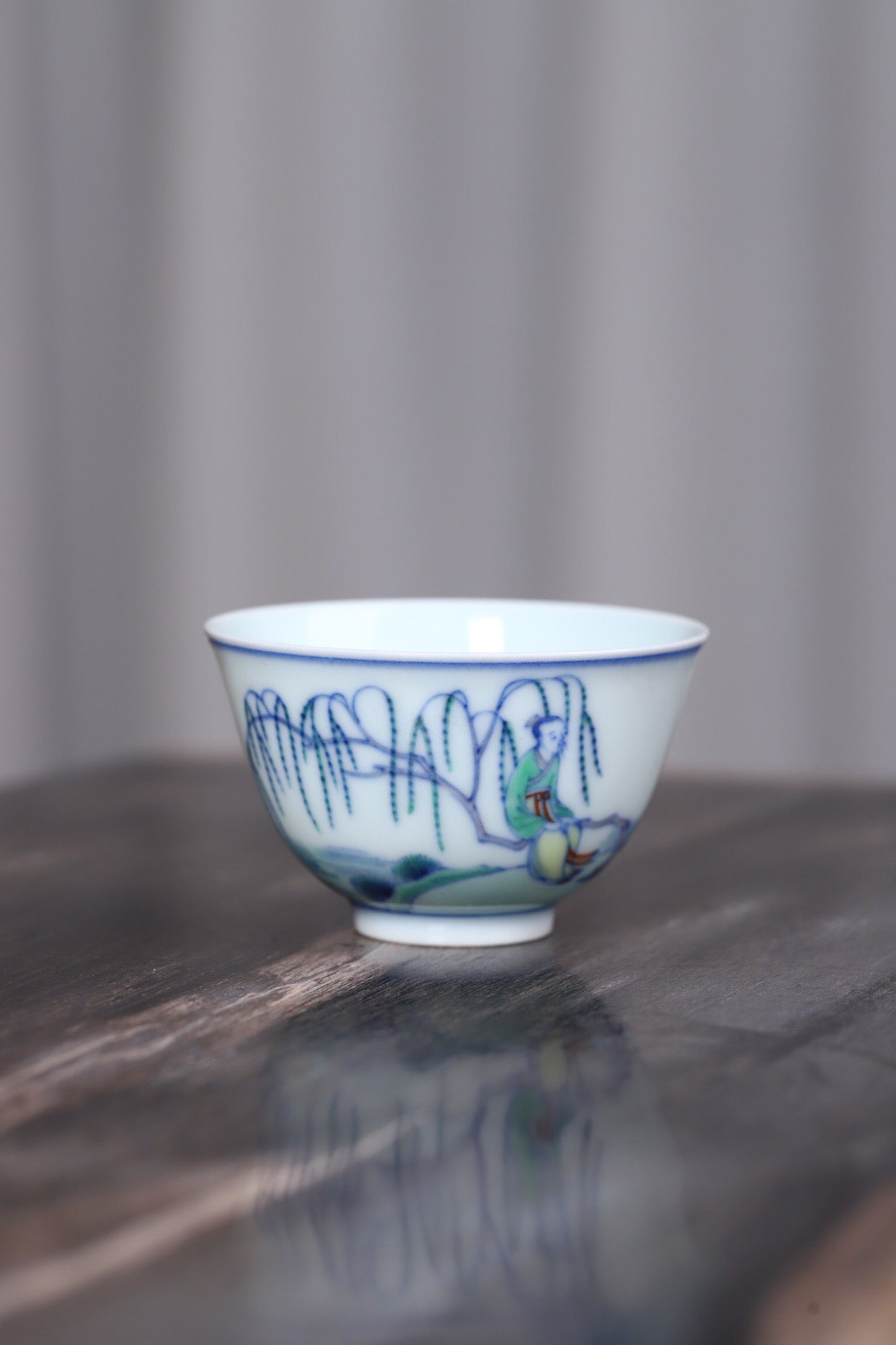 斗彩王羲之爱鹅敞口杯
尺寸：口径7.8高4.6
容量：80ml