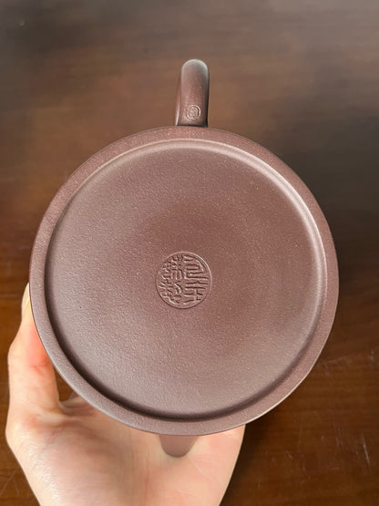 泥料：紫泥

容量：320