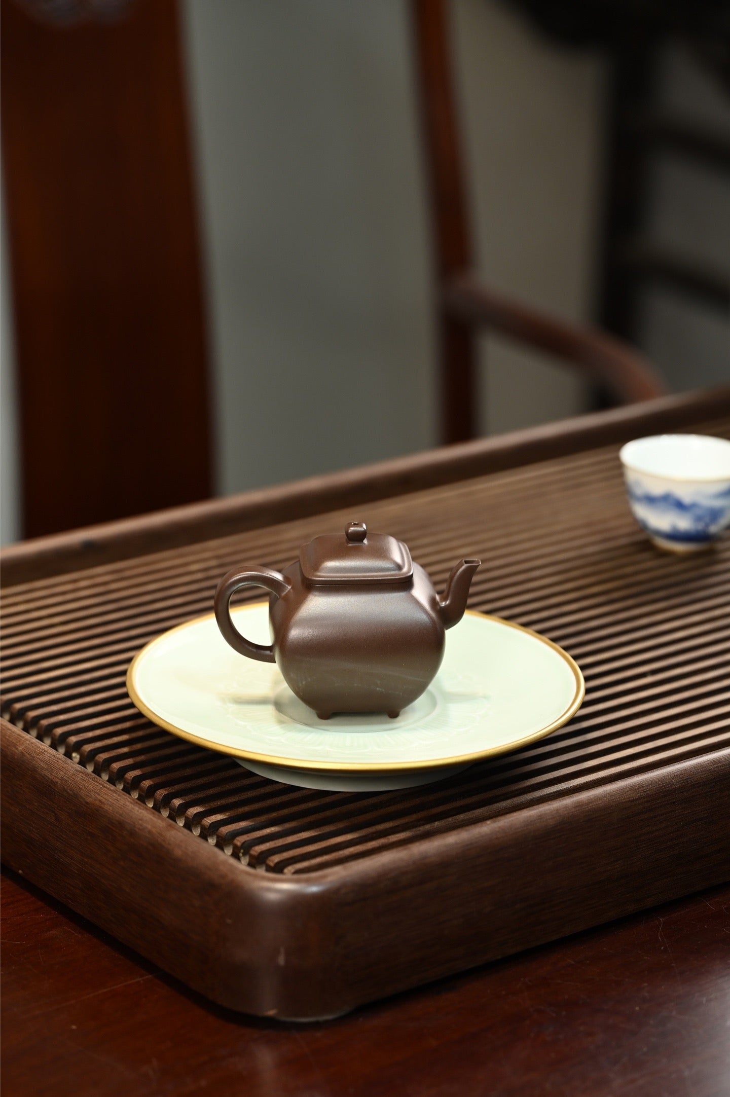 四方锦玉紫泥铺砂150cc