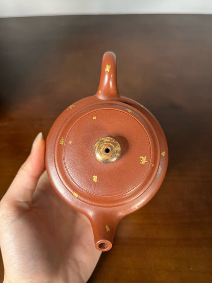 泥料：紫泥

容量：230