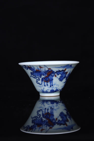 品牌：璟色堂
品名：青花釉里红斗笠战将杯
尺寸：直径10高5.2
容量：120ml