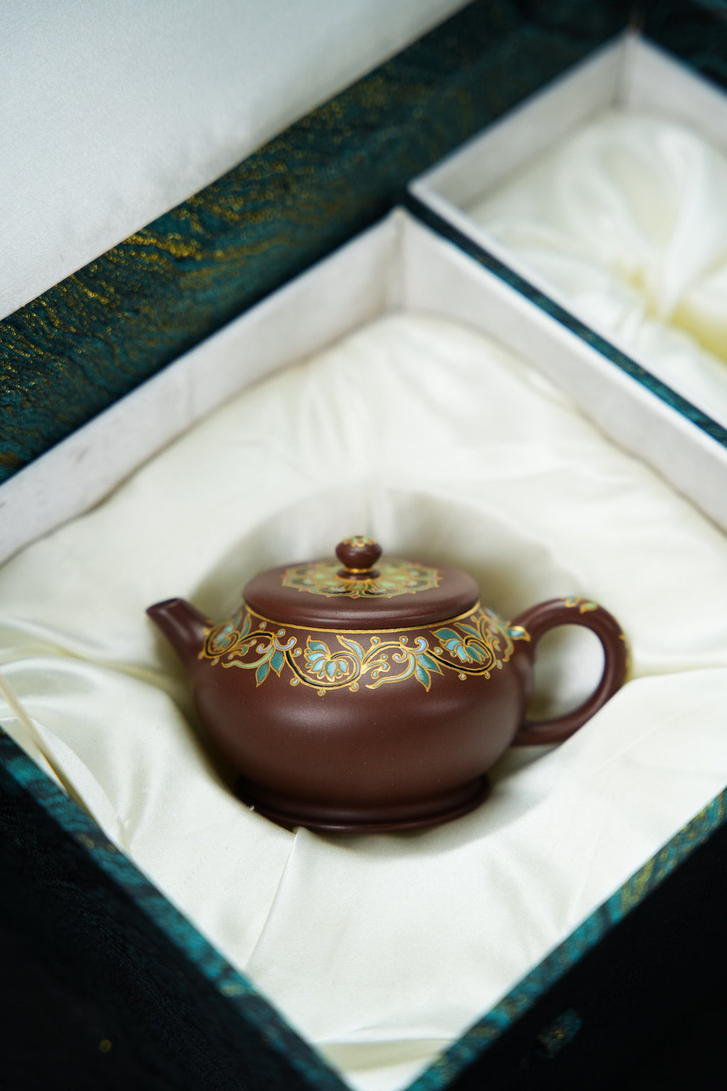 缘合珐琅彩·130cc
老紫料