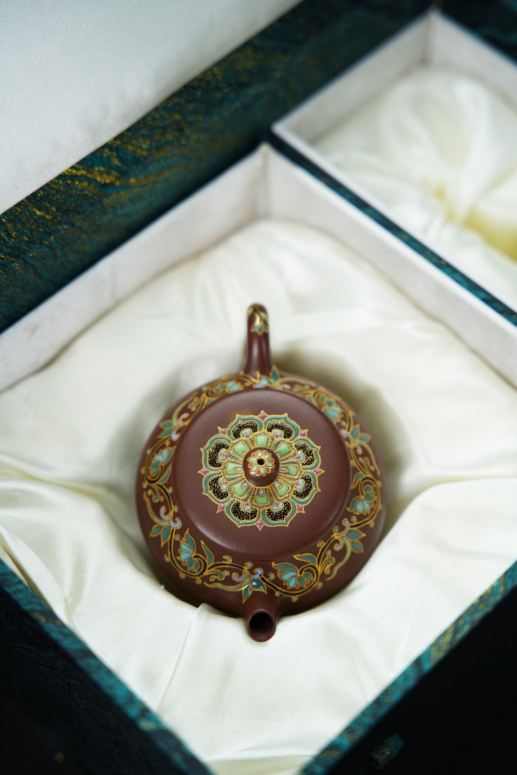 缘合珐琅彩·130cc
老紫料