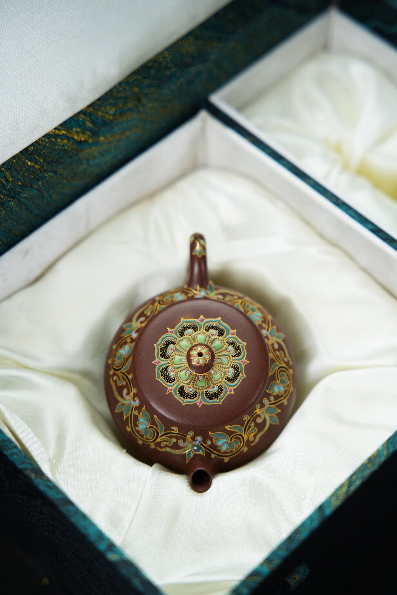 缘合珐琅彩·130cc
老紫料