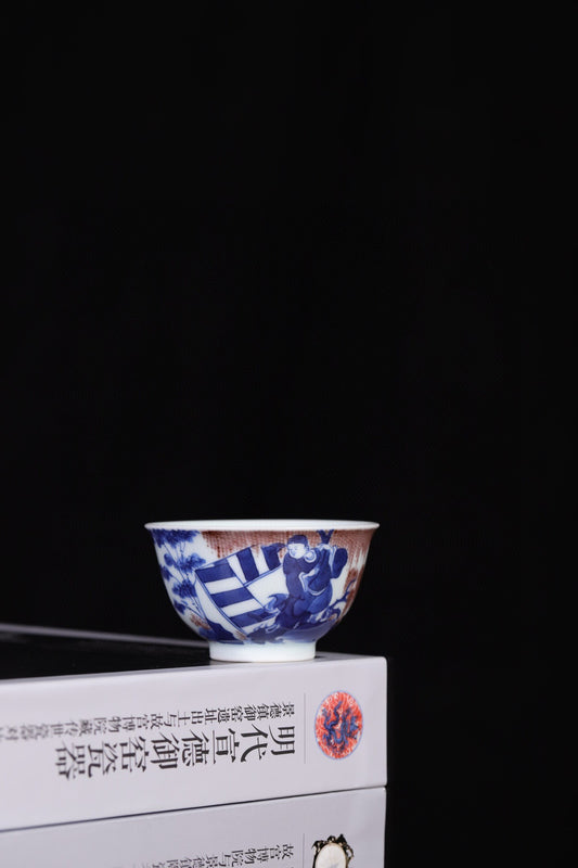 品牌：璟色堂
名称：青花釉里红西厢夜会闲庭杯
口径：8.5高6
容量：120cc